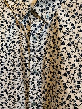 Denim & Flower Men’s White Button-Down Shirt with Navy Floral Print